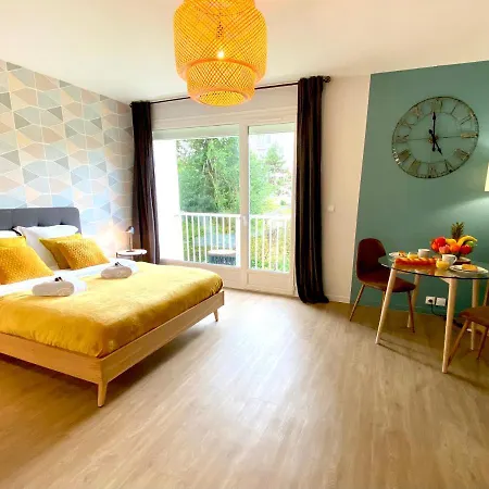 Pluton Yourhosthelper Apartment *